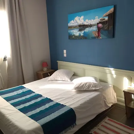 Grand Sauna Et Bain Bouillonnant 15 Pers Cavron-Saint-Martin