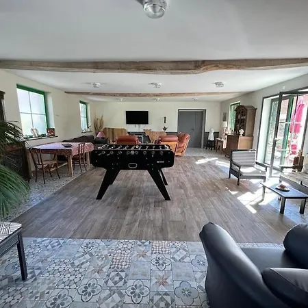 Semesterbostad Grand Sauna Et Bain Bouillonnant 15 Pers Cavron-Saint-Martin